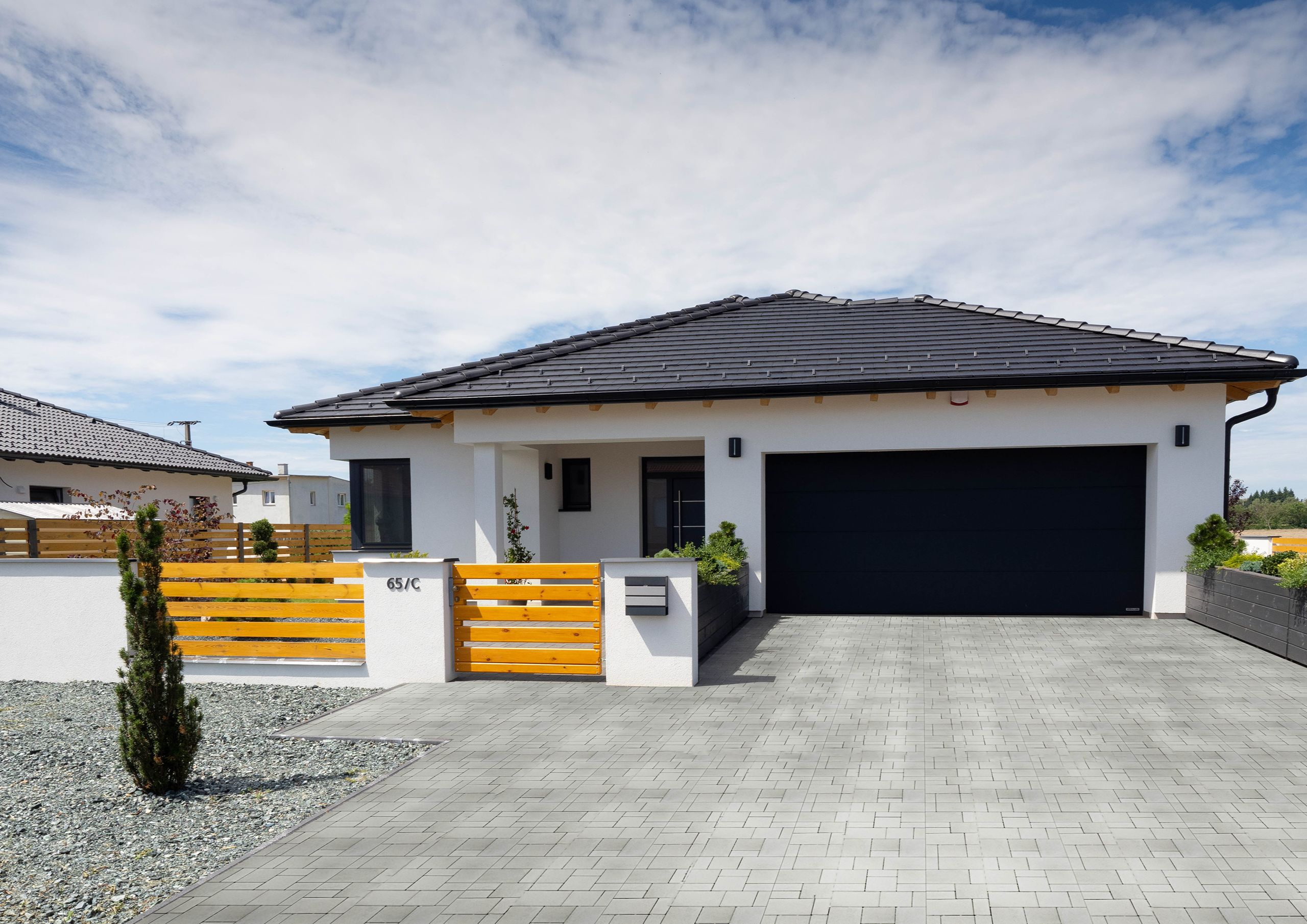 Urban-First-szurke-01-Zenit-Max 1202